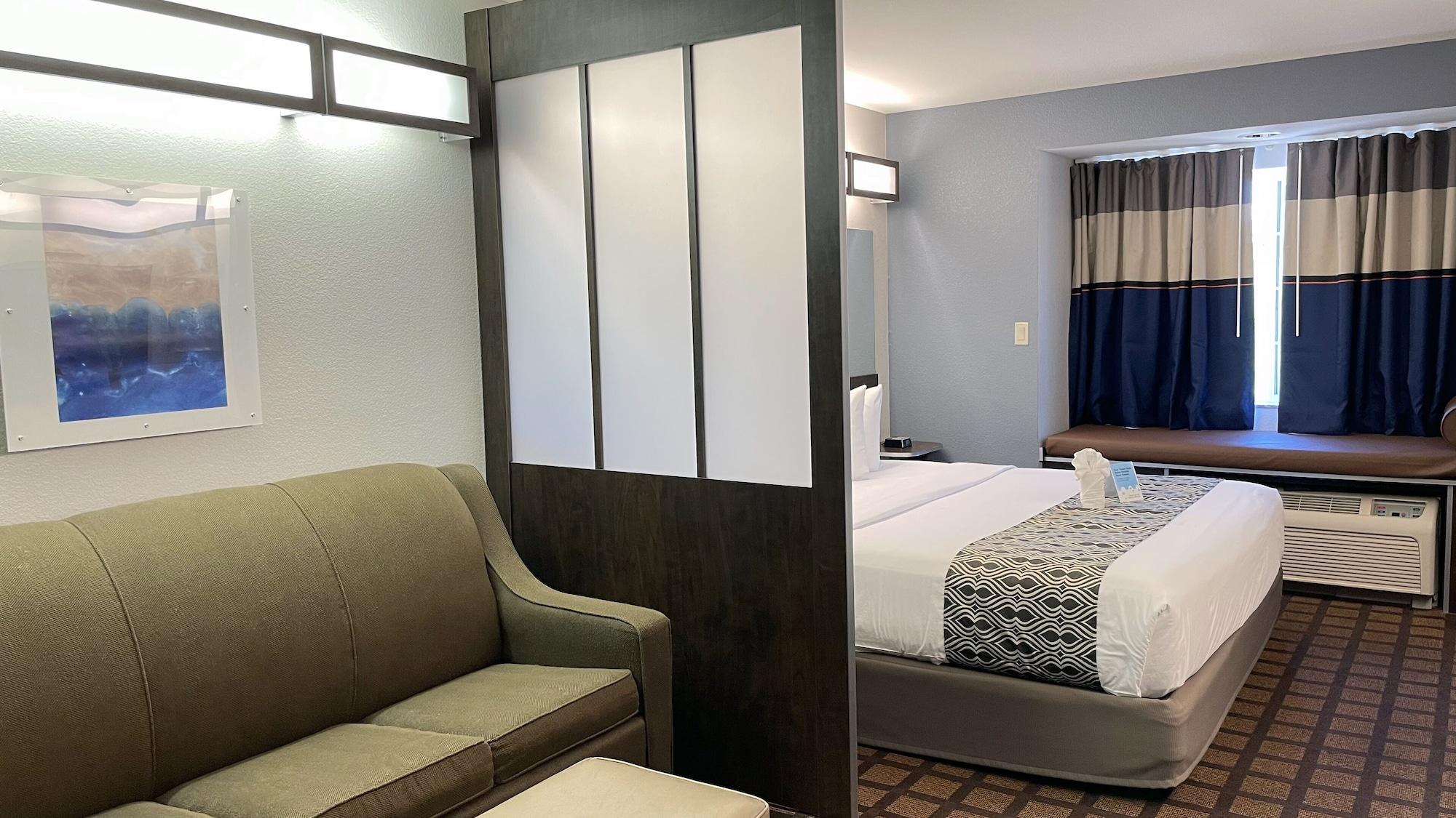Microtel Inn & Suites By Wyndham Michigan City Buitenkant foto