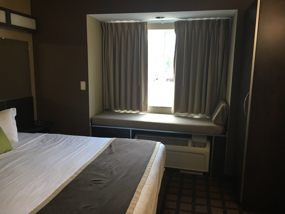 Microtel Inn & Suites By Wyndham Michigan City Buitenkant foto